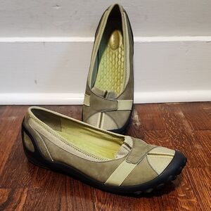 Privo By Clarks Mesa Womens Olive Green Casual Slip On Active Flats Comfort 10